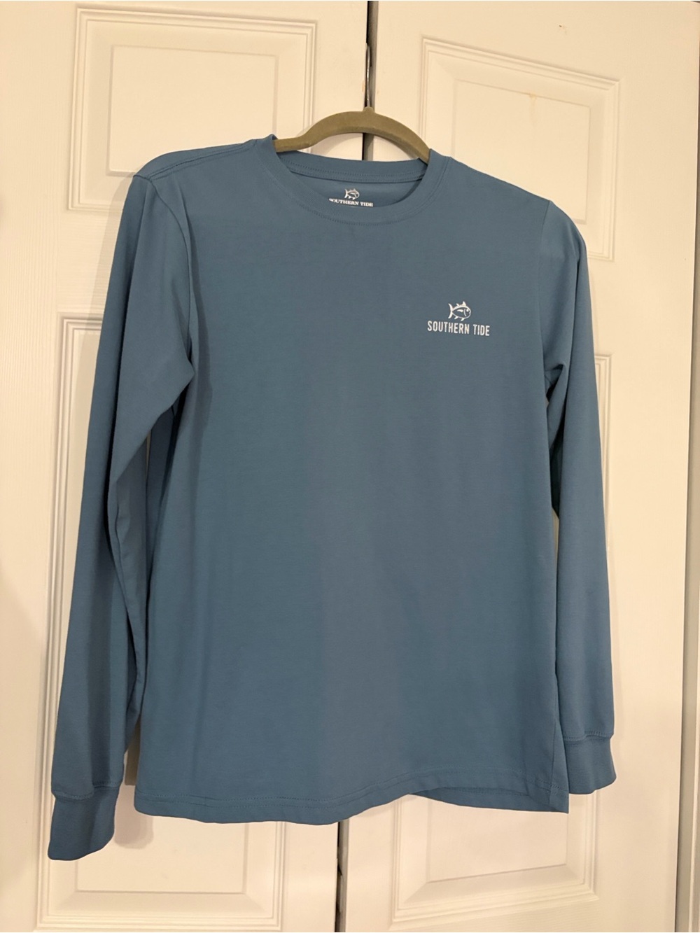 Southern Tide Blue Youth XL Or Women’s Small Performance Tee LS Unisex